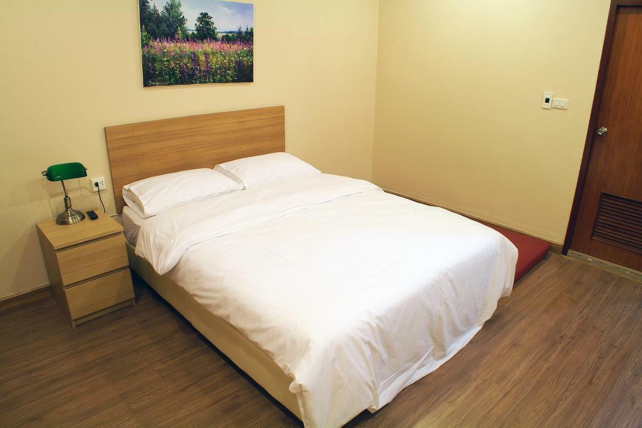 S'Prima Hostel Phitsanulok Exterior foto